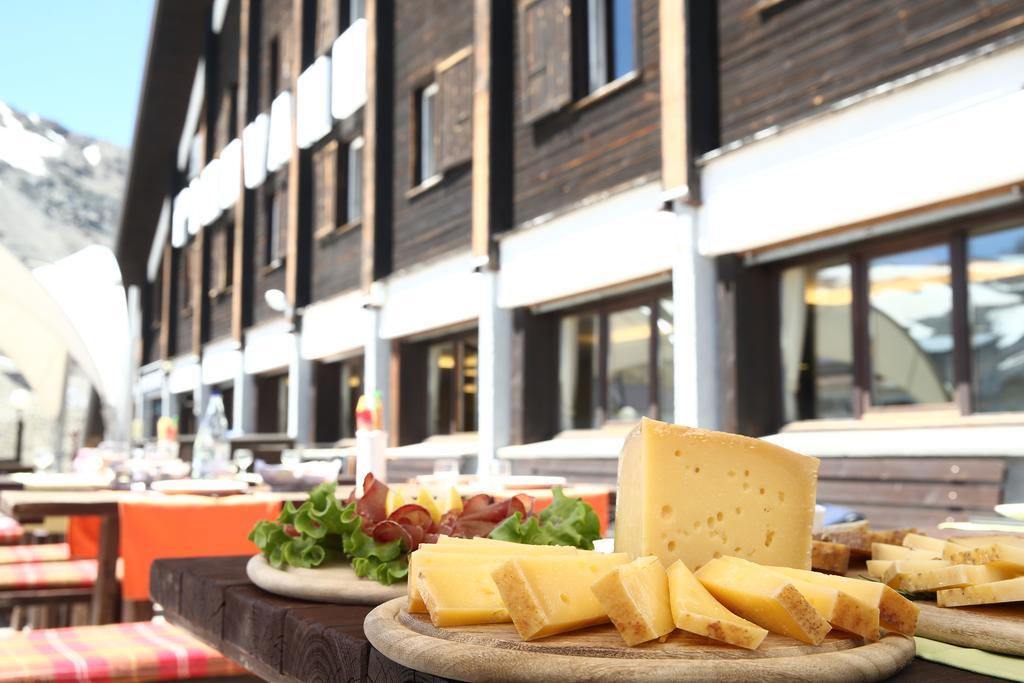 Albergo Quarto Pirovano Stelvio Geçidi Dış mekan fotoğraf