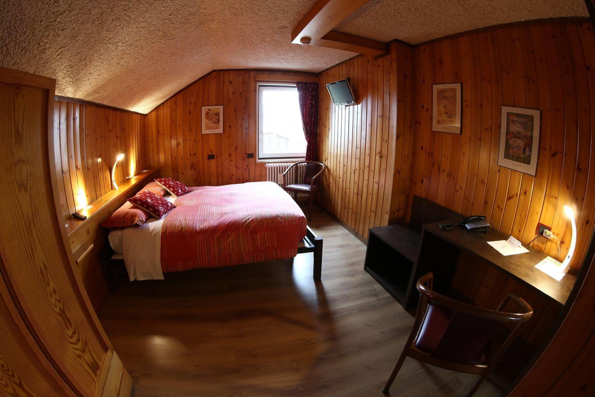 Albergo Quarto Pirovano Stelvio Geçidi Dış mekan fotoğraf