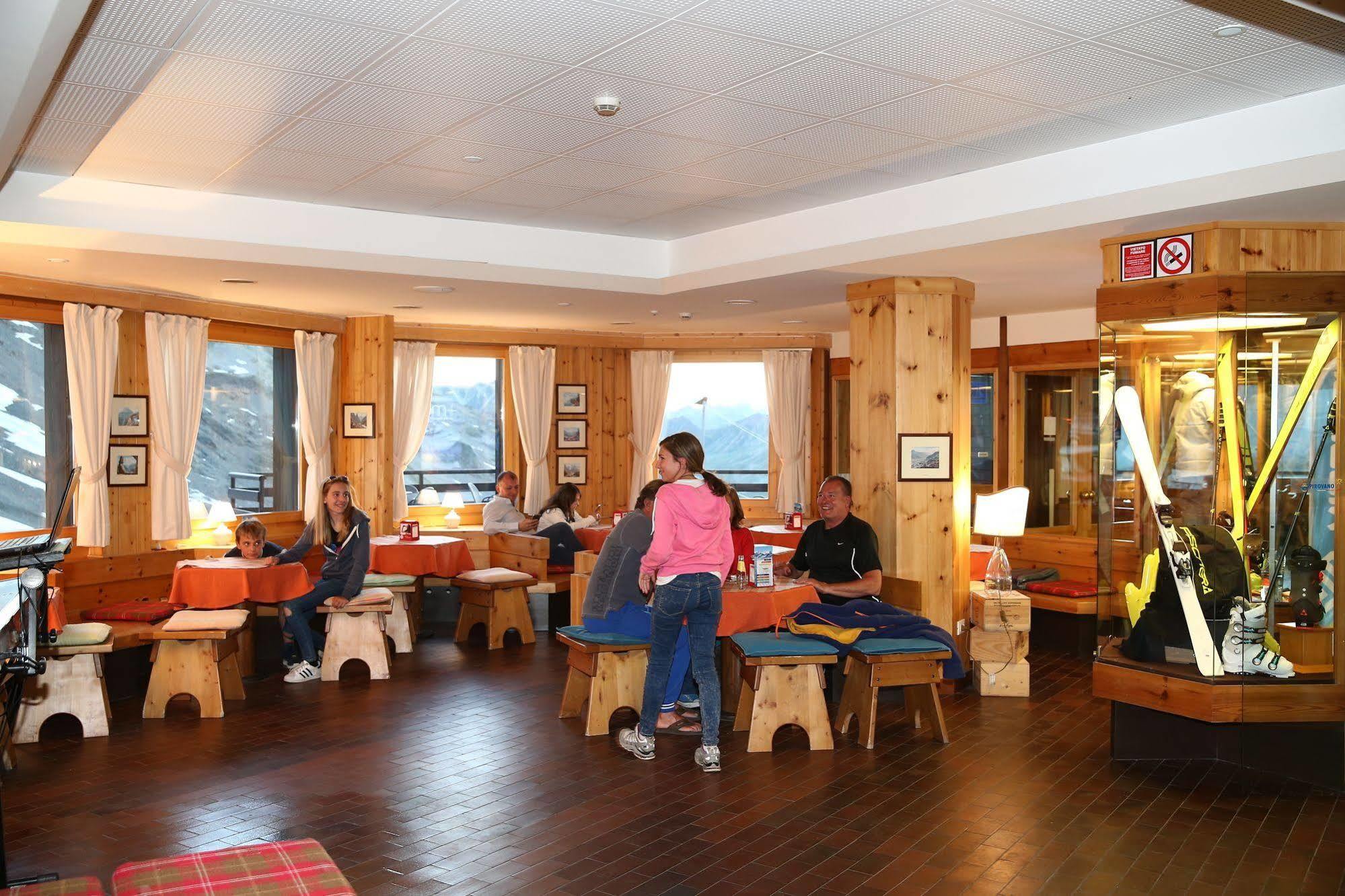 Albergo Quarto Pirovano Stelvio Geçidi Dış mekan fotoğraf